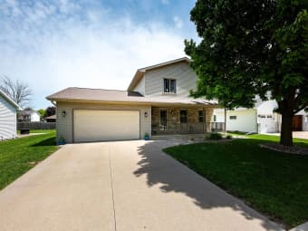 105 Rolling Green Cir, Oshkosh, WI, 54904