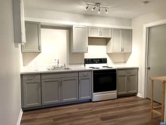 B/1640 Center Avenue, Charlottesville, VA, 22903