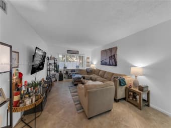 708/5840 Northeast 22nd Way, Fort Lauderdale, FL, 33308