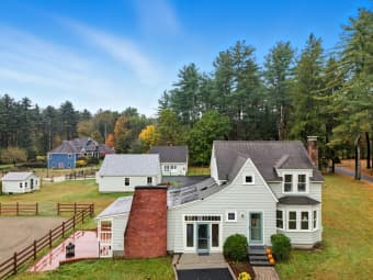 295 Vaughn Hill Road, Worcester County, MA, 01740