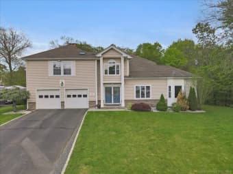 114 Boulder Dr, Hartford County, CT, 06067
