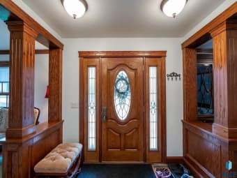 300 Calumet Cir, Yankton, SD, 57078