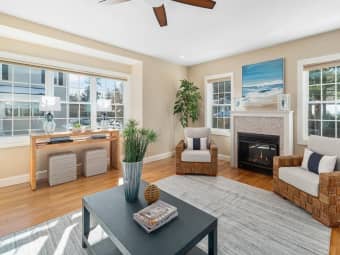1/493 Essex Ave, Gloucester, MA, 01930