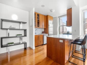 923/88 Greenwich Street, New York, NY, 10006