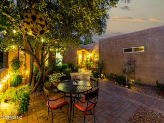 6601 North Foothills Drive, Catalina Foothills, AZ, 85718
