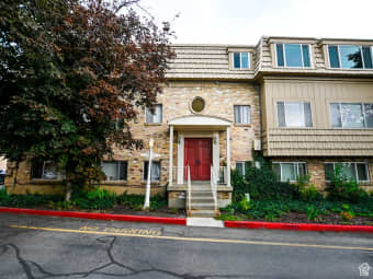 206/2220 East Murray Holladay Road, Holladay, UT, 84117