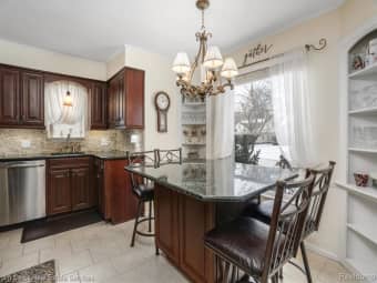 318 N Wilson Ave, Royal Oak, MI, 48067