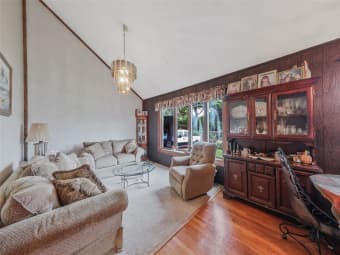 3 Woods Lane, Centereach, NY, 11720