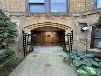 2/2422 West Greenleaf Avenue, Chicago, IL, 60645