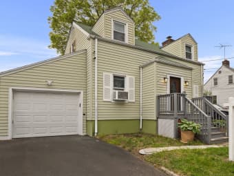 17 Winfield Drive, Stratford, CT, 06615