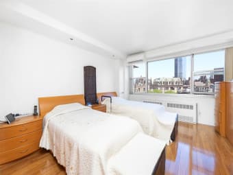 8B/215 Park Row, New York, NY, 10038