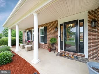 20 Carol Ann Ct, Glasgow, DE, 19701