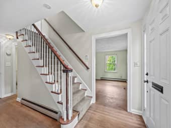 125 Pleasantview Avenue, Longmeadow, MA, 01106