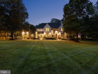 7 Weatherfield Drive, Bucks County, PA, 18940