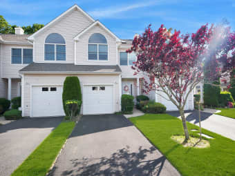 902 Willow Pond Drive, Riverhead, NY, 11901