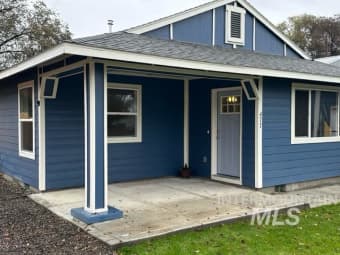 477 10th Street North, Vale, OR, 97918