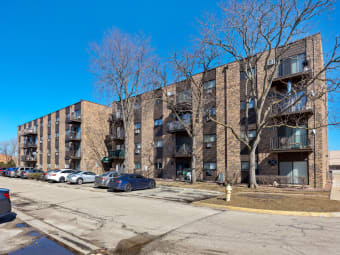 106/8894 Knight Avenue, Des Plaines, IL, 60016