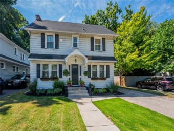 30 Forgham Road, Rochester, NY, 14616