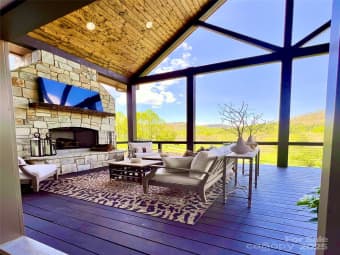 207 Comanche Road, Cullowhee, NC, 28723