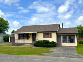 405 South Atwood Street, Tilton, IL, 61833