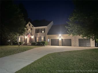 7682 Heriot Dr, Fayetteville, NC, 28311