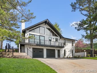 127 Emmet St, Grand Haven, MI, 49417