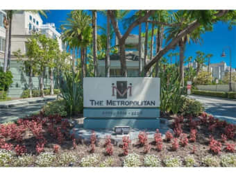 215/2253 Martin, Irvine, CA, 92612