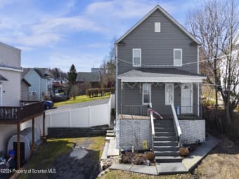 518 Meade St, Throop, PA, 18512