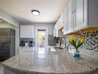 2950 Northeast 11th Avenue, Pompano Beach, FL, 33064