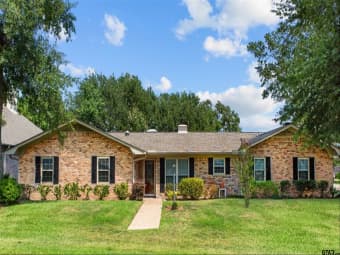 100 Holly Hill Lane, Emerald Bay, TX, 75757