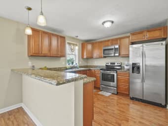 28 Bittersweet Blvd, Worcester, MA, 01607