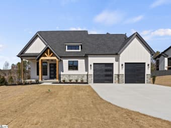 528 Rosedale Way, Seneca, SC, 29672