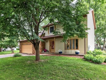 10279 Winter Pl, Eden Prairie, MN, 55347