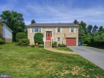 118 Holly Drive, Mechanicsburg, PA, 17055