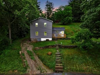 218 West Franklin Street, Nelsonville, OH, 45764