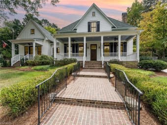 1854 Runnymede Rd, Winston-Salem, NC, 27104