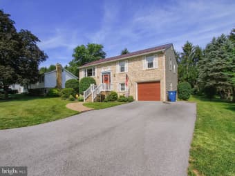 118 Holly Drive, Mechanicsburg, PA, 17055