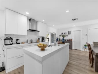 5400 Southwest 127th Way, Kendale Lakes, FL, 33175