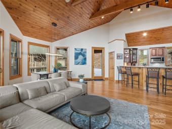 45 Ivy Point Lane, Burnsville, NC, 28714
