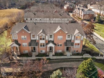 1034 N Claremont Dr, Palatine, IL, 60074