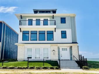 8600 Secretariat Drive, Rowlett, TX, 75088