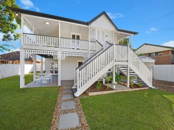 16 Magee St, Graceville, QLD, 4075