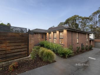 16 Nambour Dr, Mooroolbark, VIC, 3138