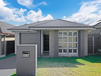 13 Charlton St, Wilton, NSW, 2571