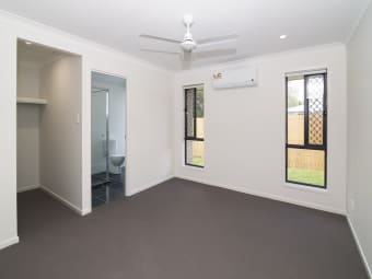 12 Scotland Cres, Cornubia, QLD, 4130