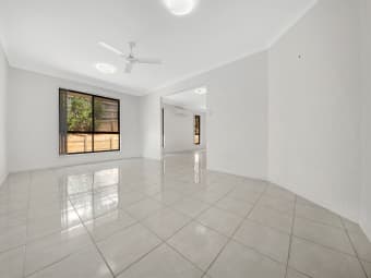 17 Deveney Drive, Kirkwood, QLD, 4680