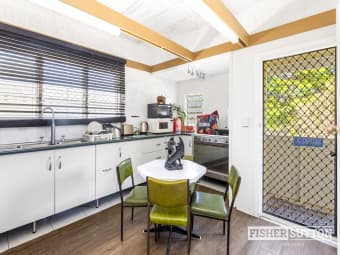24 Dowling Street, Park Avenue, QLD, 4701