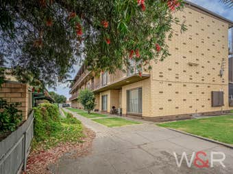Unit 19/412 Sir Donald Bradman Drive