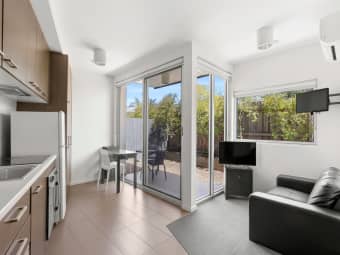 1/4 Ficinia Mews, Highton, VIC, 3216
