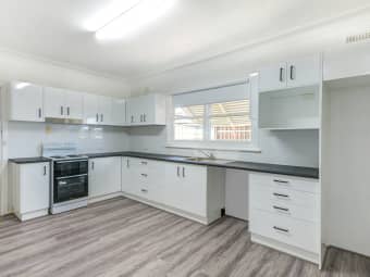 2/2 Begonia St, South Tamworth, NSW, 2340